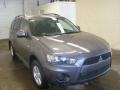 Graphite Gray Pearl - Outlander ES 4WD Photo No. 11
