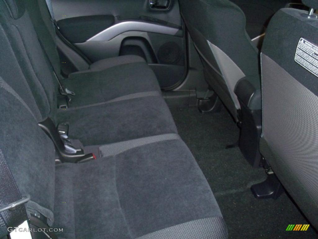 2010 Outlander ES 4WD - Graphite Gray Pearl / Black photo #21