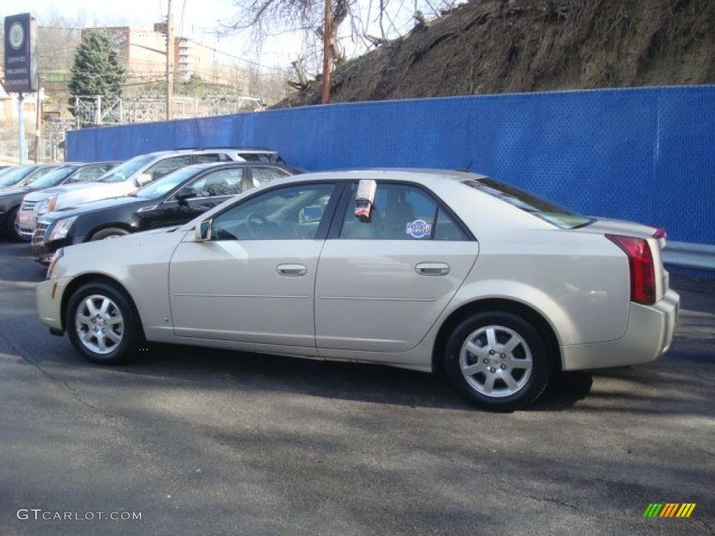 2007 CTS Sedan - Gold Mist / Cashmere photo #2