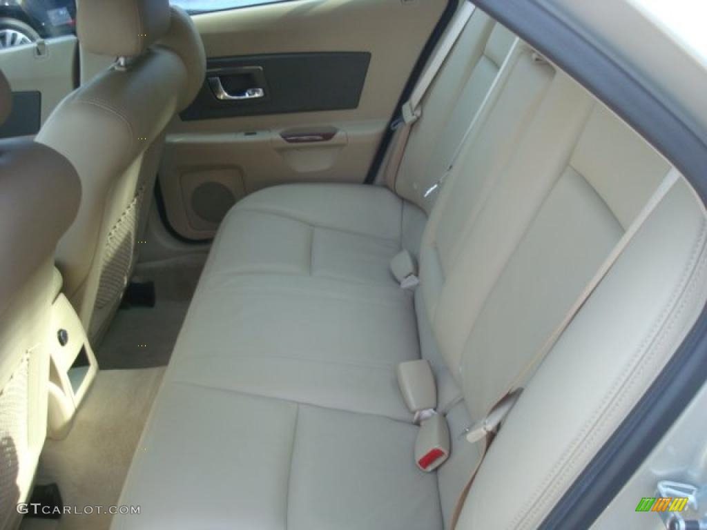 2007 CTS Sedan - Gold Mist / Cashmere photo #11