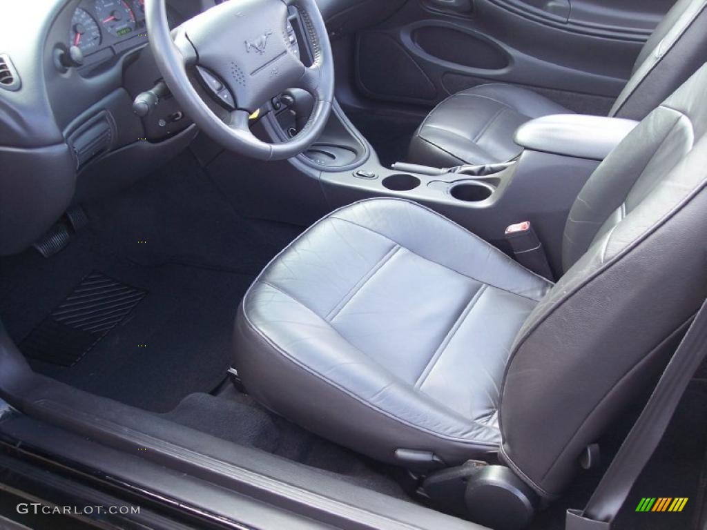 2001 Mustang V6 Convertible - Black / Dark Charcoal photo #36