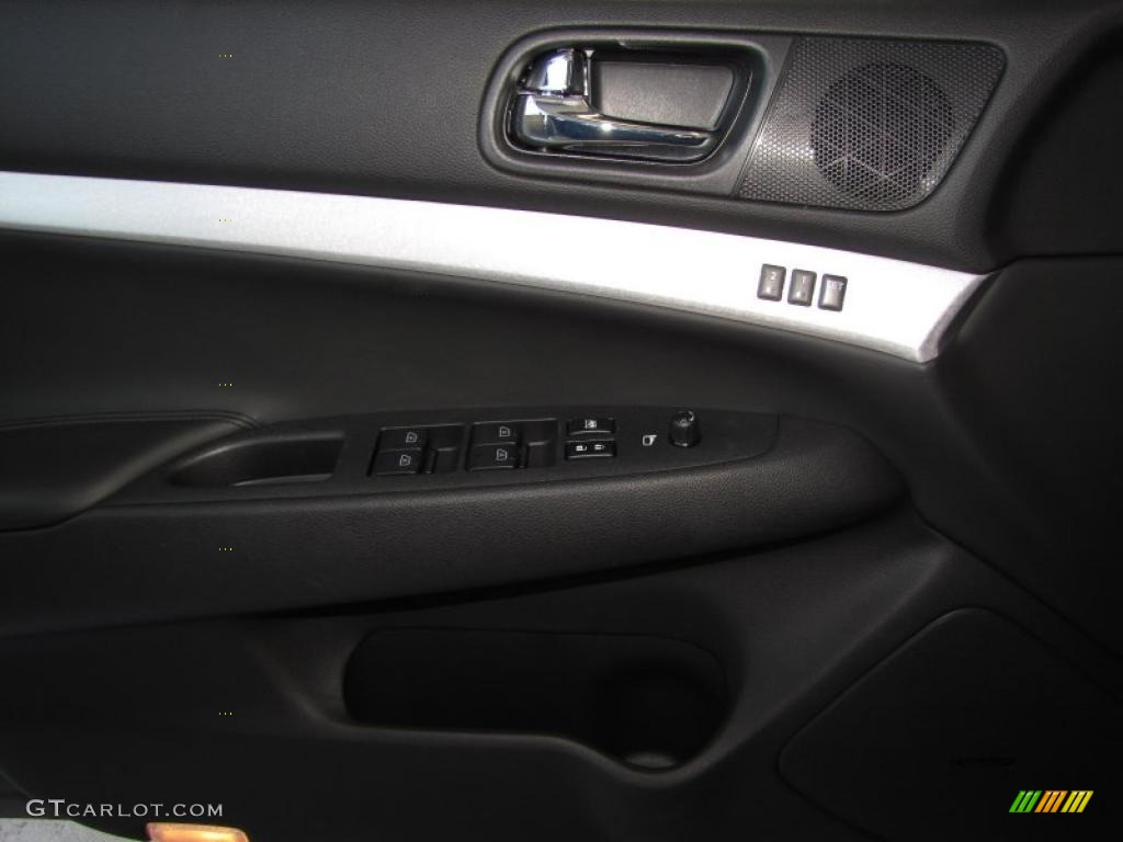 2009 G 37 Journey Sedan - Liquid Platinum / Graphite photo #10