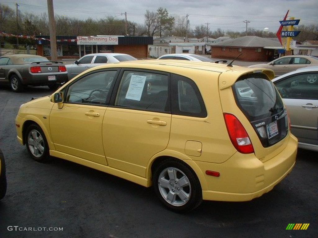 2003 Aerio SX Sport Wagon - Electric Yellow / Black photo #5