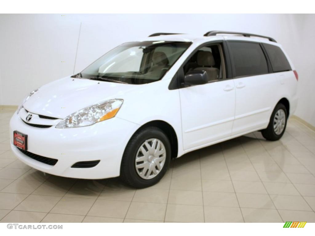 2009 Sienna LE - Super White / Taupe photo #3