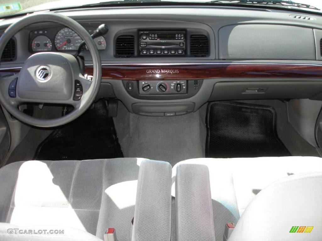 2004 Grand Marquis GS - Silver Birch Metallic / Light Flint photo #12