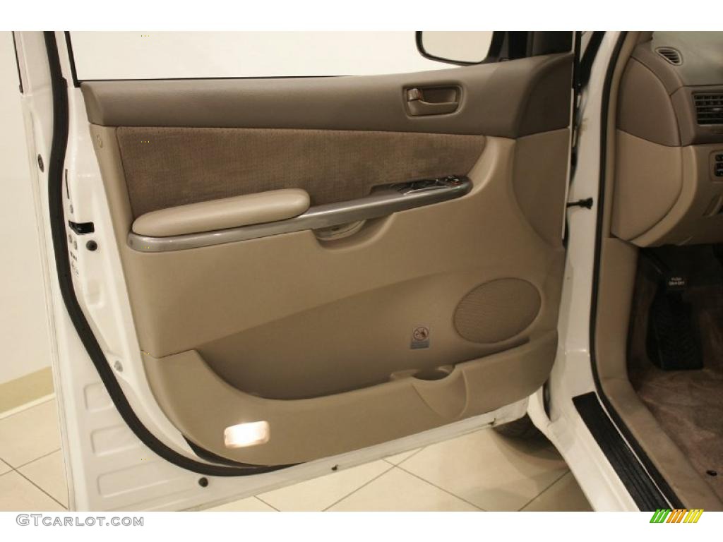 2009 Sienna LE - Super White / Taupe photo #8