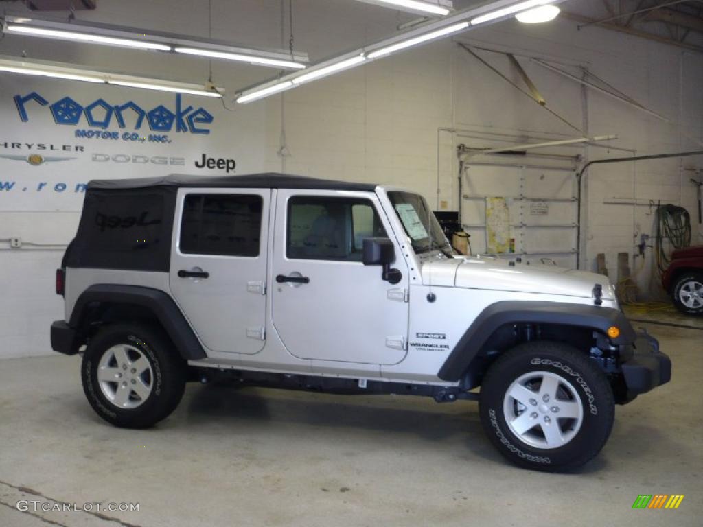 2010 Wrangler Unlimited Sport 4x4 - Bright Silver Metallic / Dark Slate Gray/Medium Slate Gray photo #1