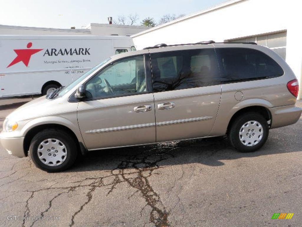 2003 Town & Country LX - Light Almond Pearl / Taupe photo #3