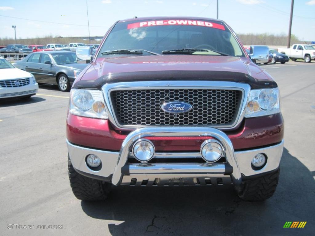 2006 F150 Lariat SuperCrew 4x4 - Dark Toreador Red Metallic / Tan photo #2