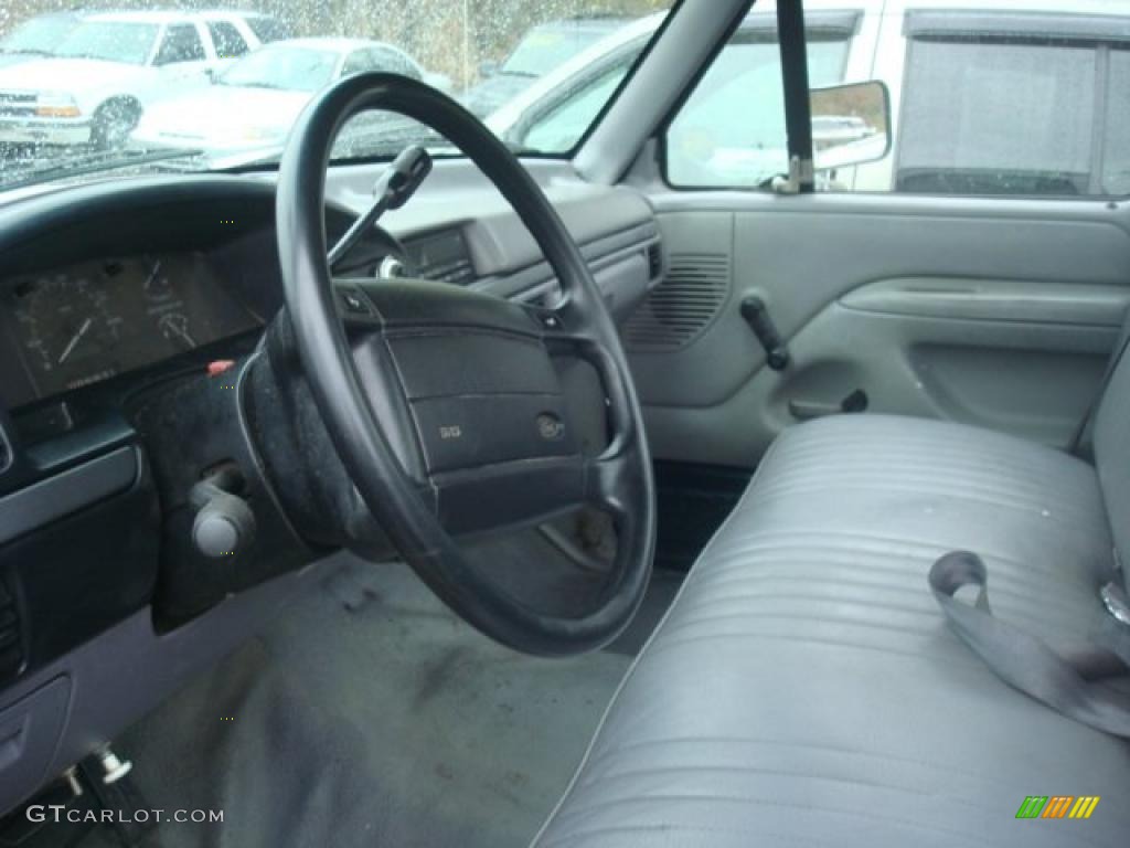 1994 F250 XL Regular Cab - White / Gray photo #10