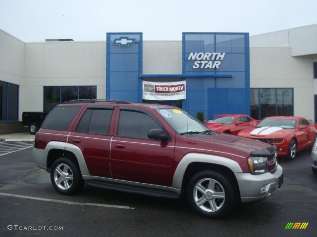 2007 TrailBlazer LT 4x4 - Red Jewel Tint Coat / Light Gray photo #1