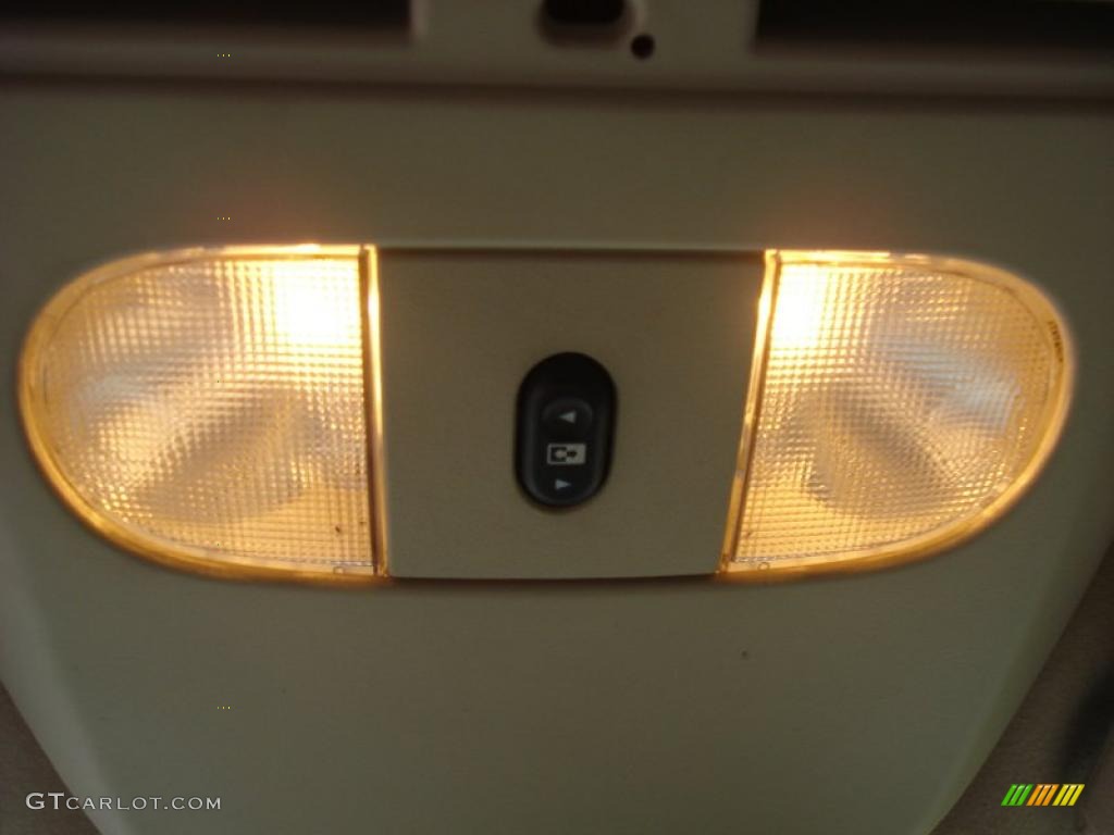 2005 F150 Lariat SuperCrew - Medium Wedgewood Blue Metallic / Tan photo #17