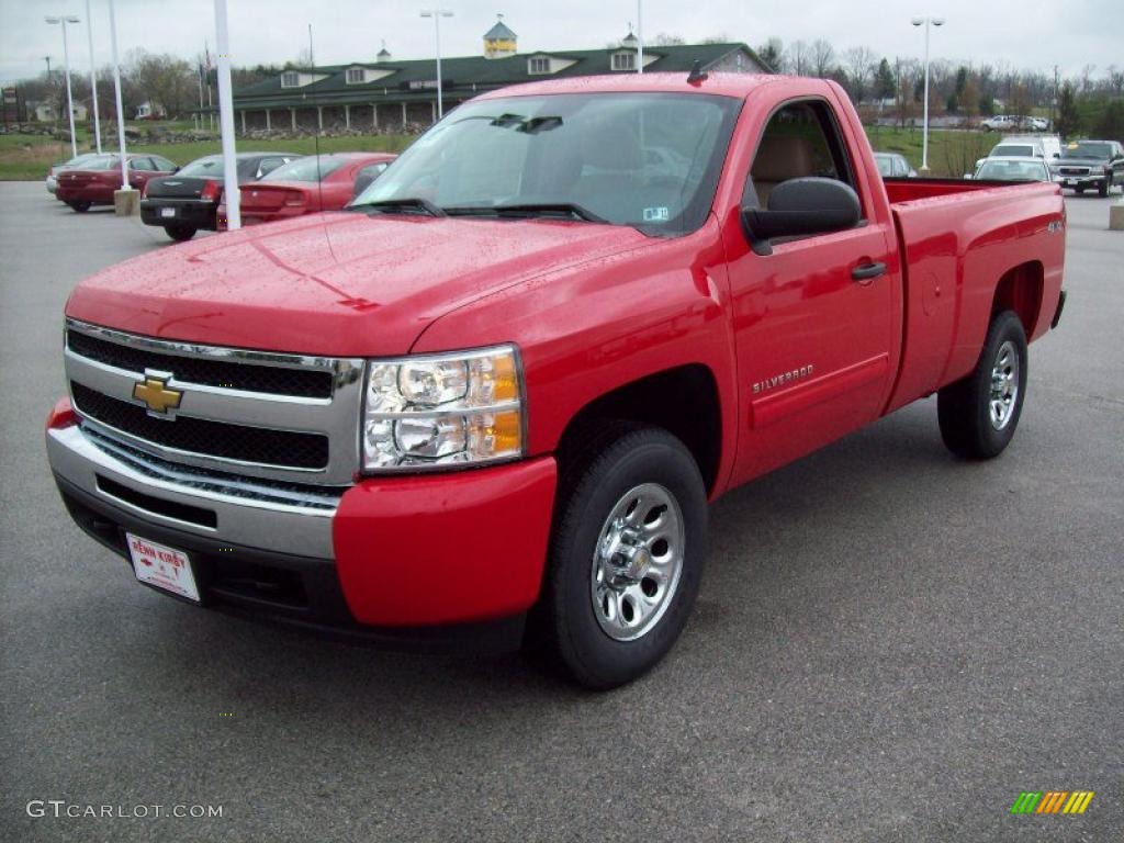 2010 Silverado 1500 LT Regular Cab 4x4 - Victory Red / Light Cashmere/Ebony photo #2