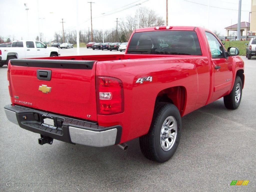 2010 Silverado 1500 LT Regular Cab 4x4 - Victory Red / Light Cashmere/Ebony photo #3