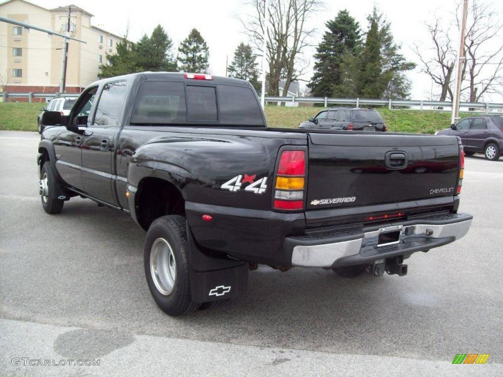 2005 Silverado 3500 LT Crew Cab 4x4 Dually - Black / Dark Charcoal photo #11