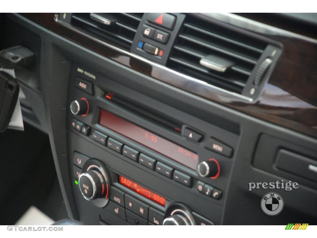 2010 3 Series 328i xDrive Coupe - Tasman Green Metallic / Oyster/Black Dakota Leather photo #16
