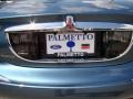 2001 Pearl Blue Metallic Lincoln Continental   photo #43