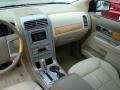 2007 Creme Brulee Metallic Lincoln MKX   photo #20