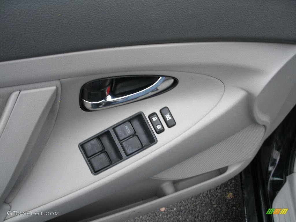 2007 Camry CE - Black / Ash photo #9