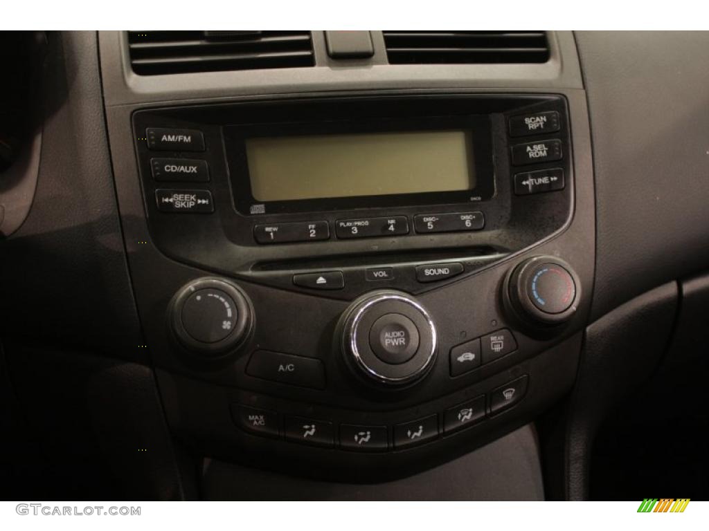 2003 Accord LX Sedan - Satin Silver Metallic / Black photo #14