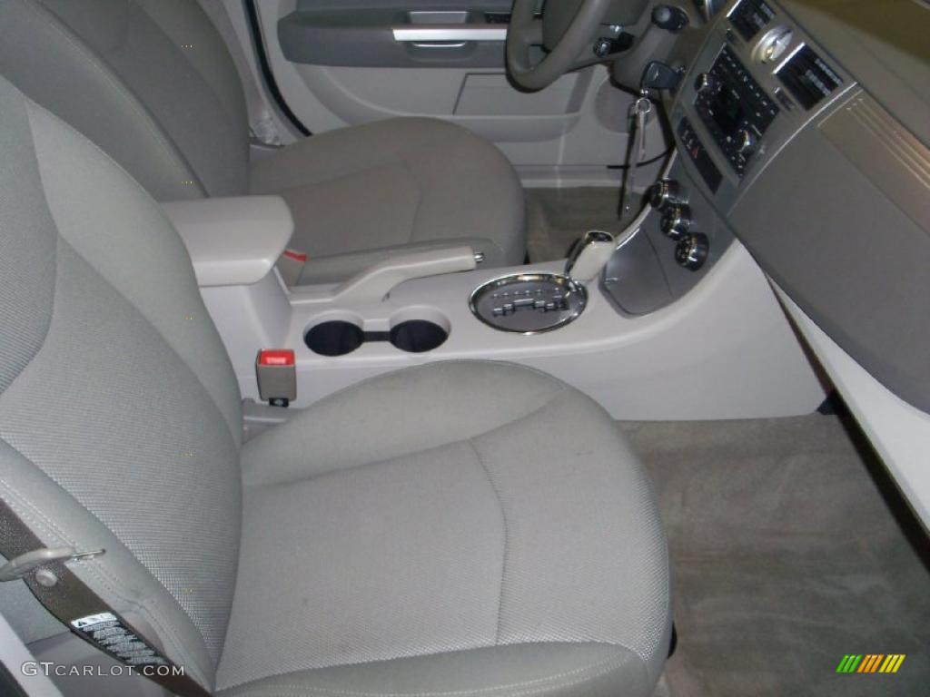2007 Sebring Touring Sedan - Linen Gold Metallic Pearl / Dark Slate Gray/Light Slate Gray photo #20
