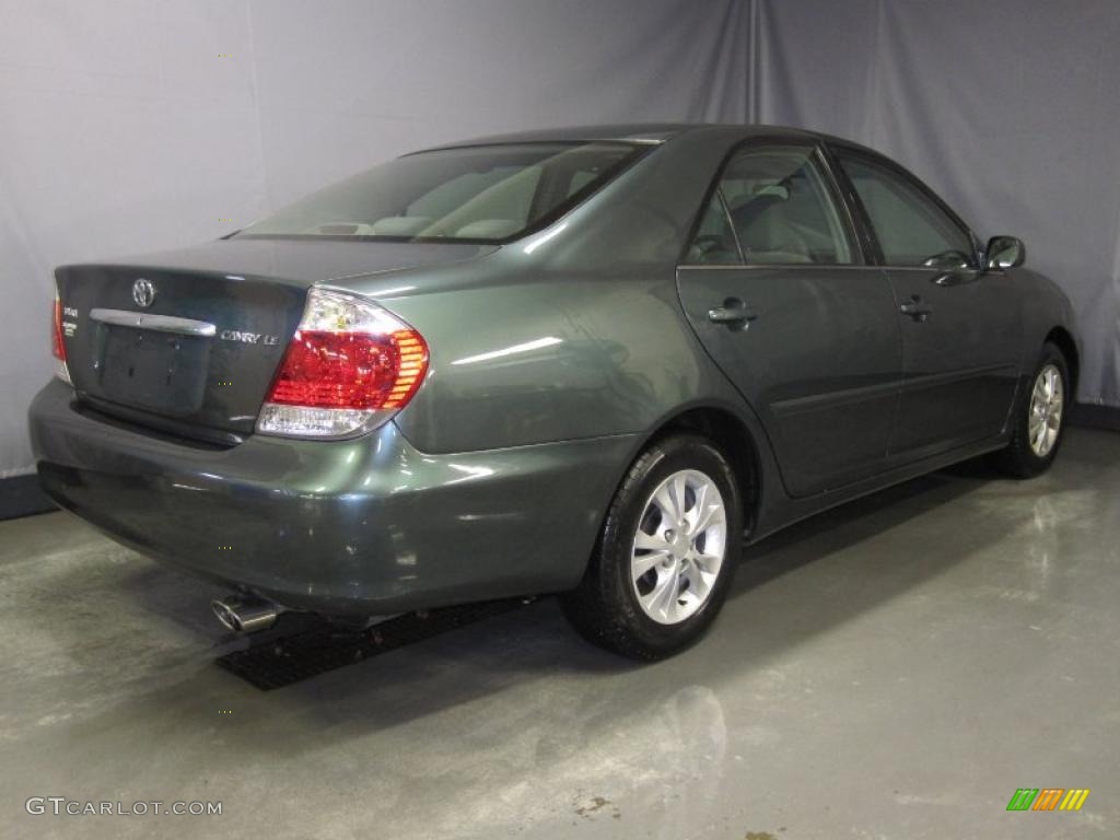 2006 Camry LE - Aspen Green Pearl / Stone Gray photo #3