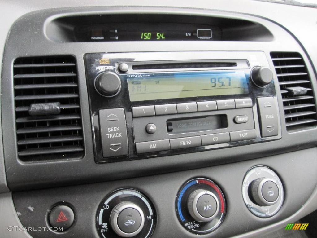 2006 Camry LE - Aspen Green Pearl / Stone Gray photo #11