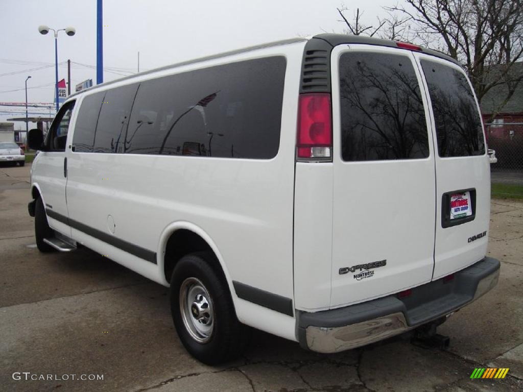 2000 Summit White Chevrolet Express G3500 Passenger Van 27771002 Photo