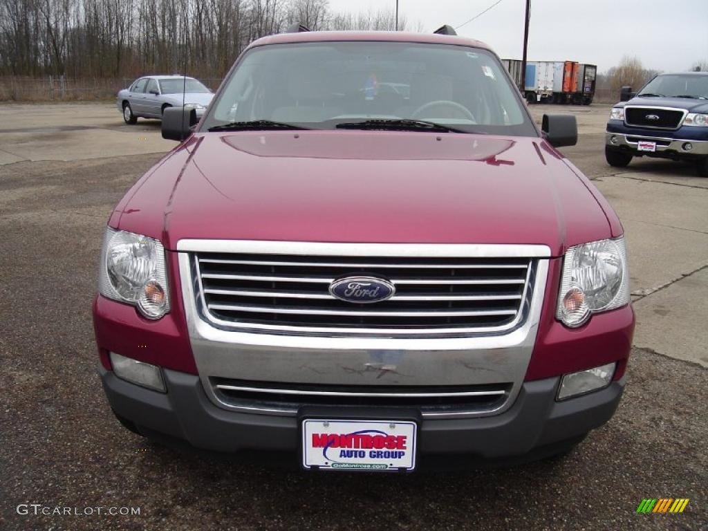 2006 Explorer XLT 4x4 - Redfire Metallic / Stone photo #8