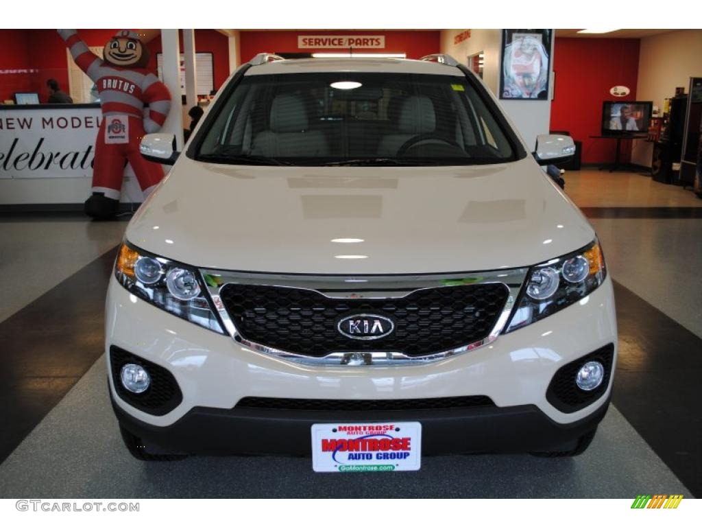 2011 Sorento EX - White Sand Beige / Beige photo #11