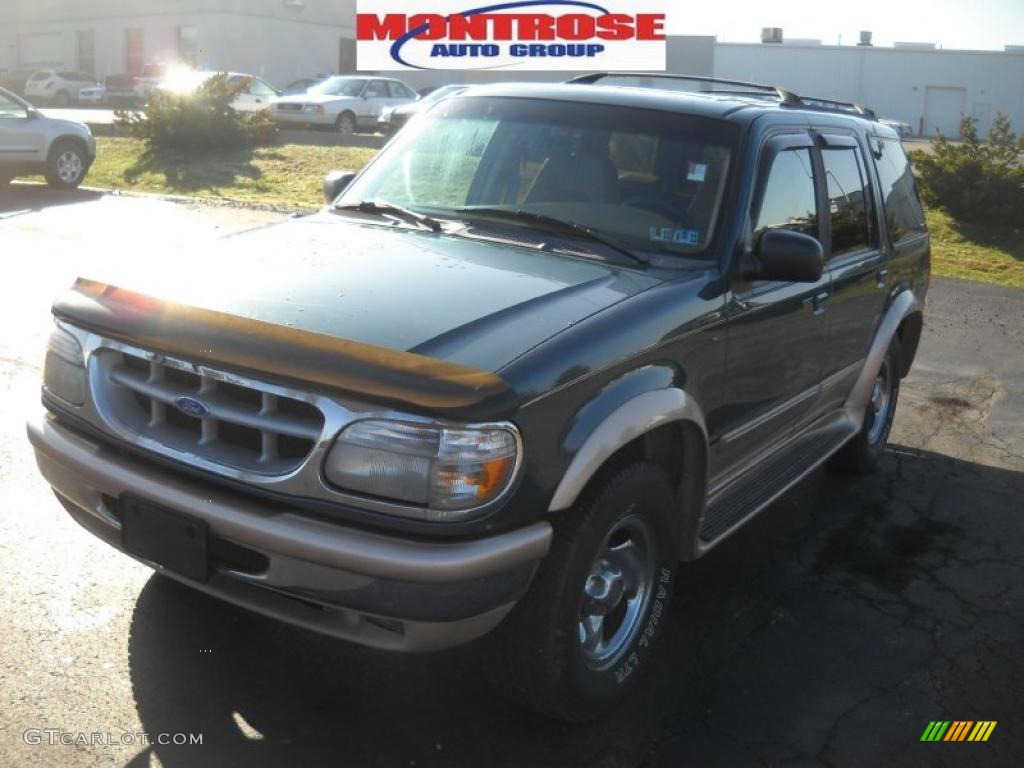 1996 Explorer XLT 4x4 - Medium Willow Green Metallic / Beige photo #21