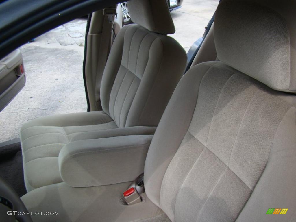 2004 Grand Marquis GS - Arizona Beige Metallic / Medium Parchment photo #11