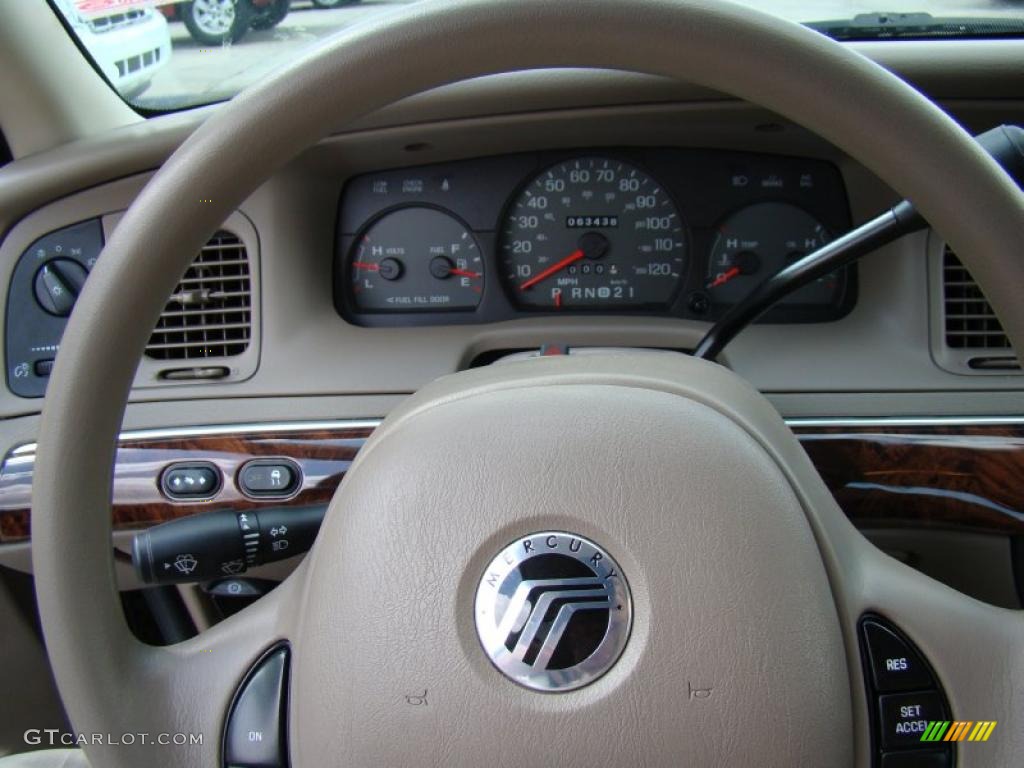2004 Grand Marquis GS - Arizona Beige Metallic / Medium Parchment photo #23
