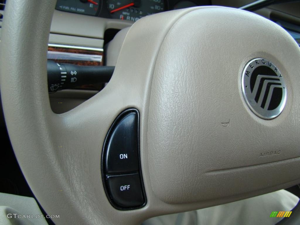 2004 Grand Marquis GS - Arizona Beige Metallic / Medium Parchment photo #24