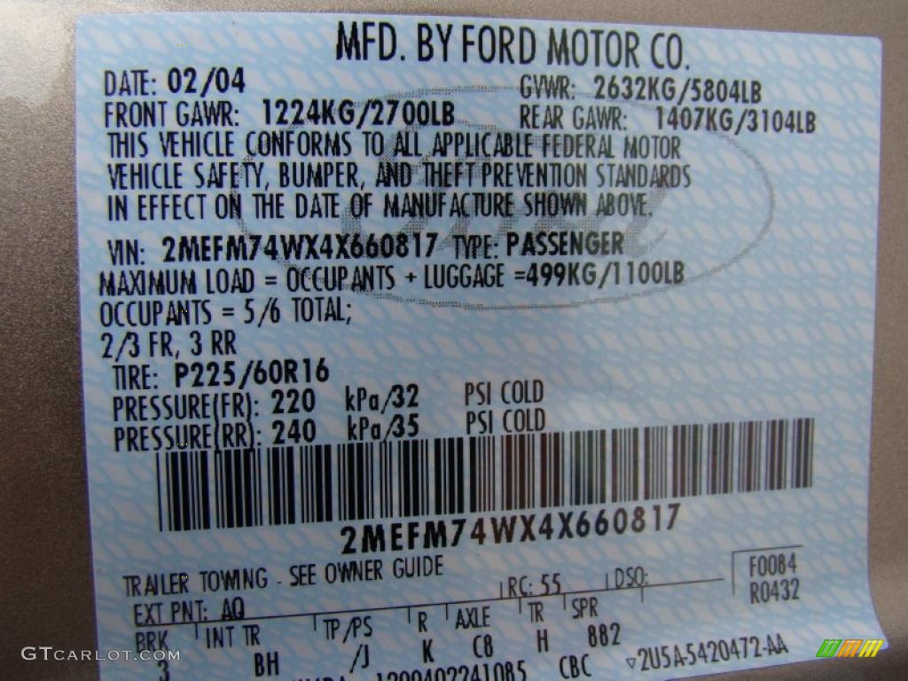 2004 Grand Marquis GS - Arizona Beige Metallic / Medium Parchment photo #27