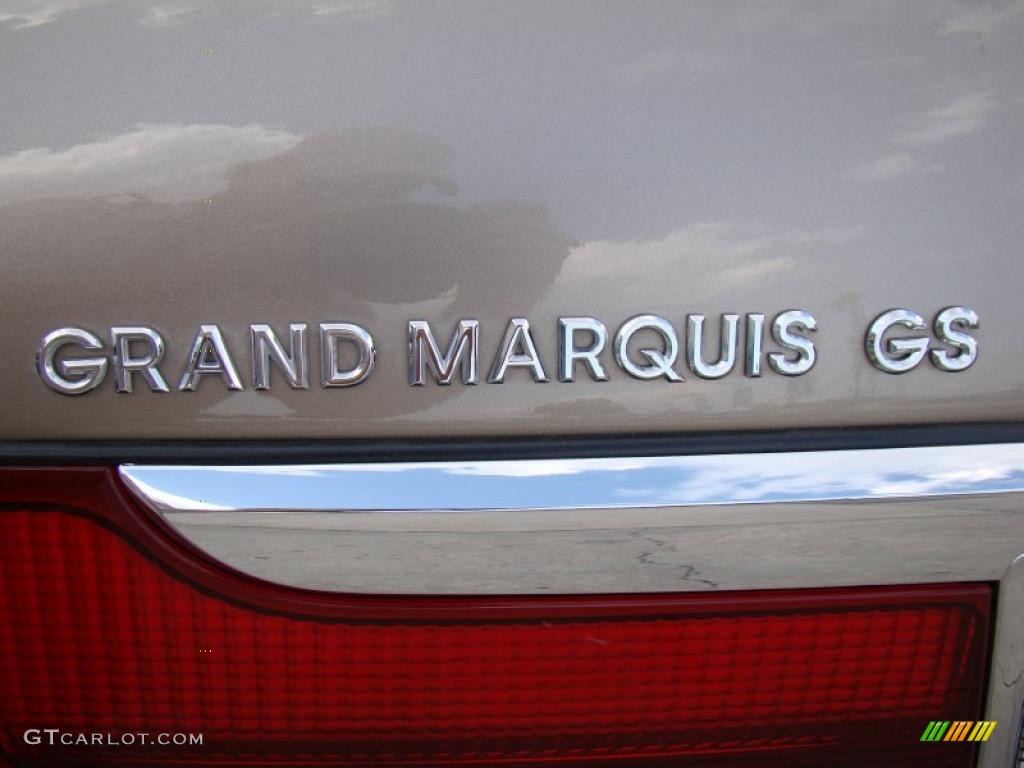 2004 Grand Marquis GS - Arizona Beige Metallic / Medium Parchment photo #36