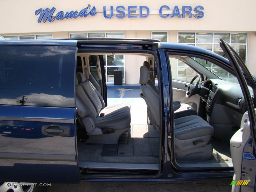 2006 Grand Caravan SE - Butane Blue Pearl / Medium Slate Gray photo #20