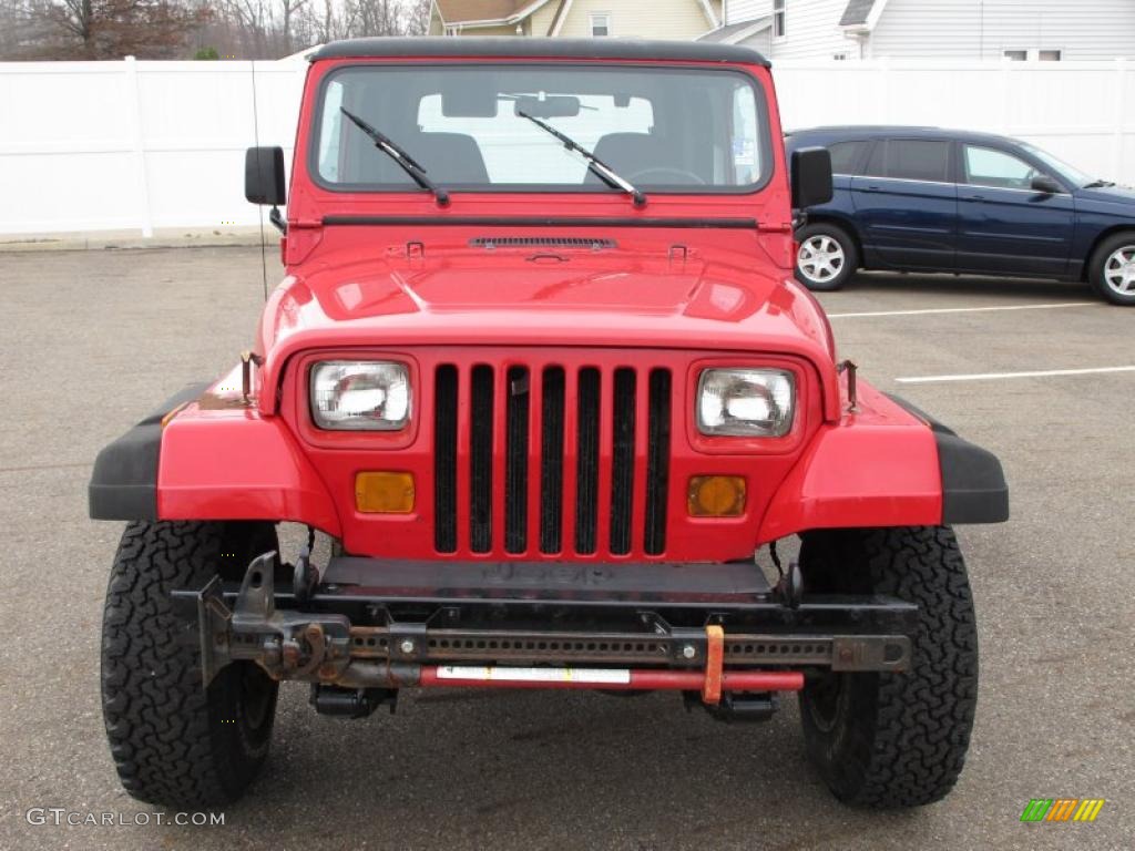 1995 Wrangler SE 4x4 - Poppy Red / Gray photo #4