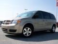 2009 Light Sandstone Metallic Dodge Grand Caravan SE  photo #4