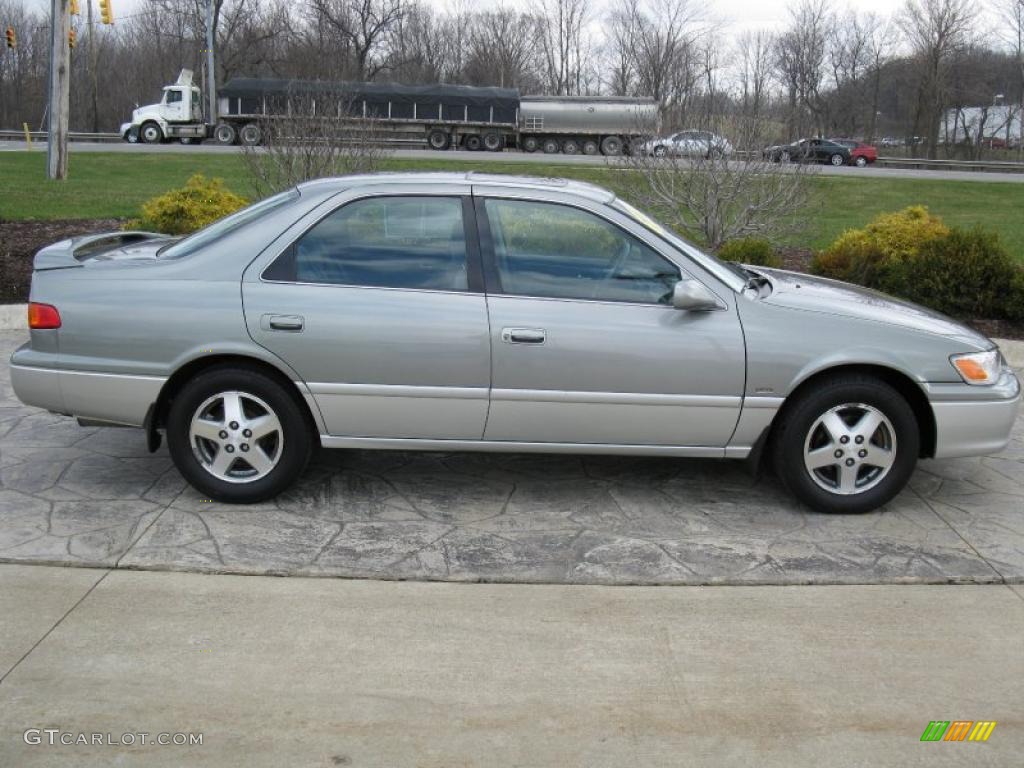 2001 Camry LE - Antique Sage Pearl / Gray photo #3