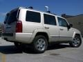 Light Graystone Pearl - Commander Limited 4x4 Photo No. 7