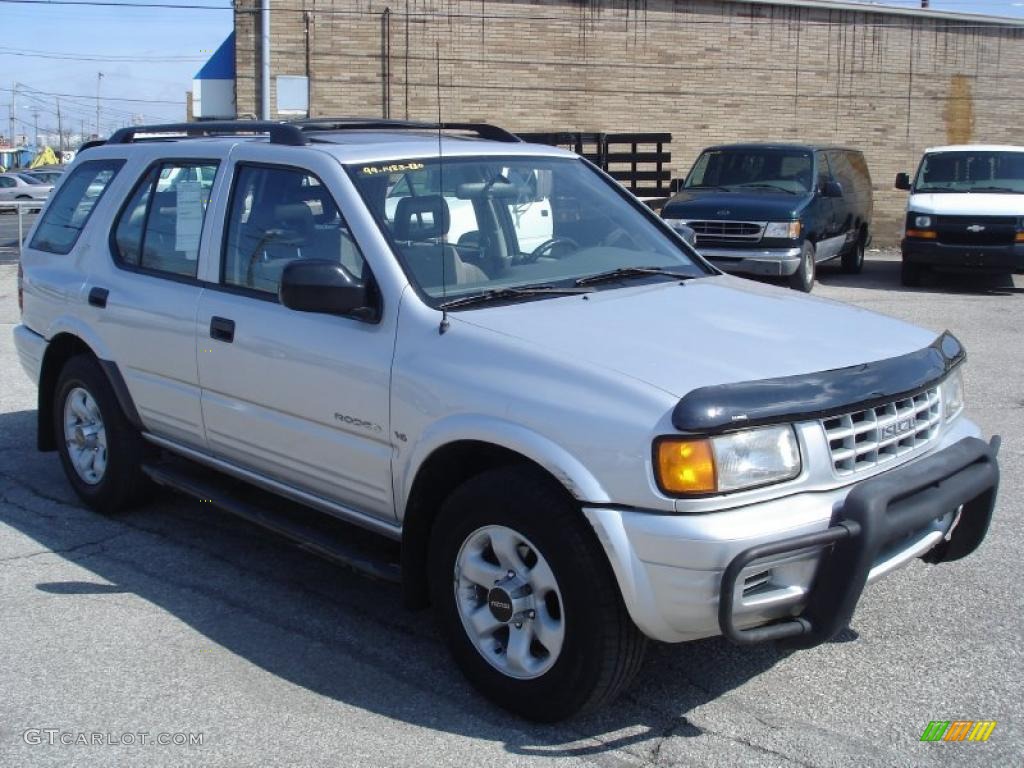 1999 Rodeo LS 4WD - Bright Silver Metallic / Gray photo #3
