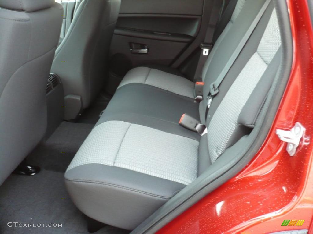 2010 Grand Cherokee Laredo 4x4 - Inferno Red Crystal Pearl / Dark Slate Gray photo #7
