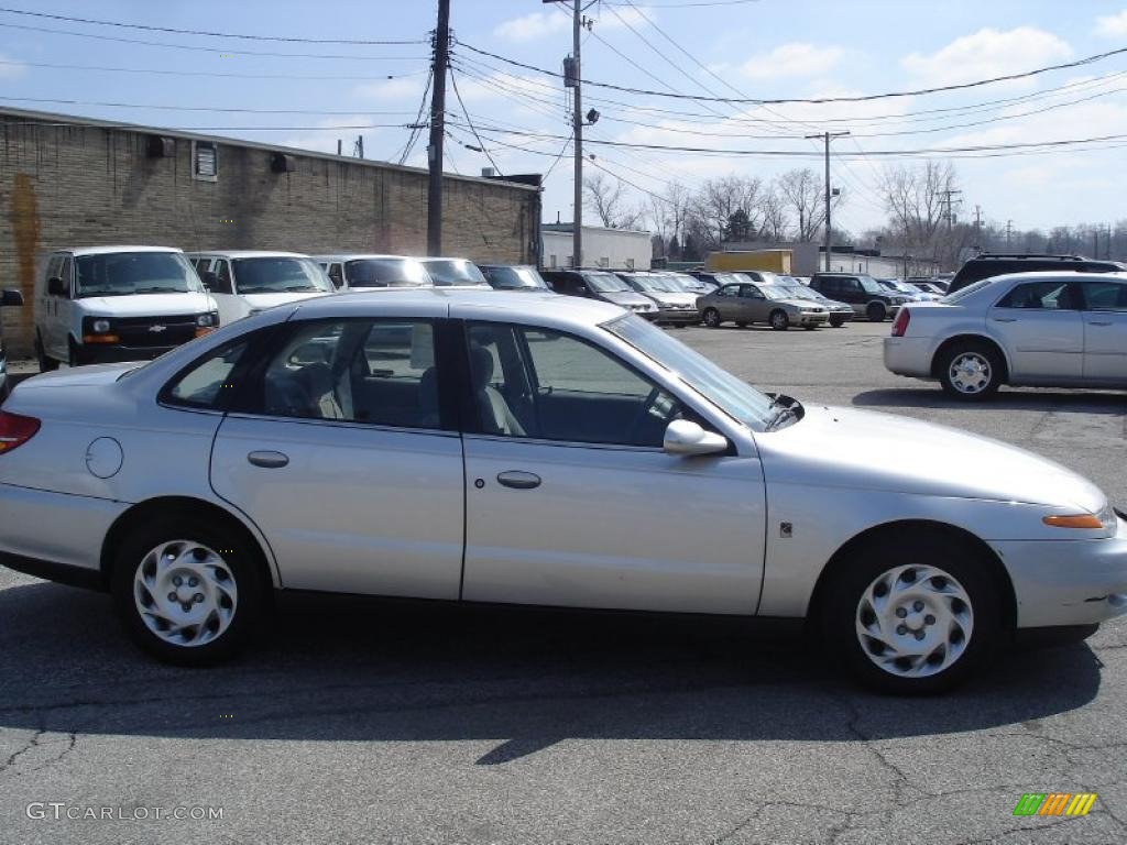 2001 L Series L200 Sedan - Bright Silver / Gray photo #4