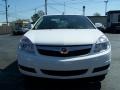 2009 Polar White Saturn Aura XR  photo #1