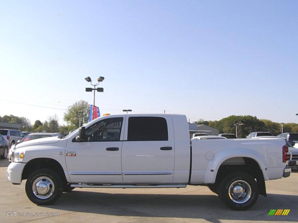 2008 Ram 3500 Laramie Mega Cab 4x4 Dually - Bright White / Khaki photo #2