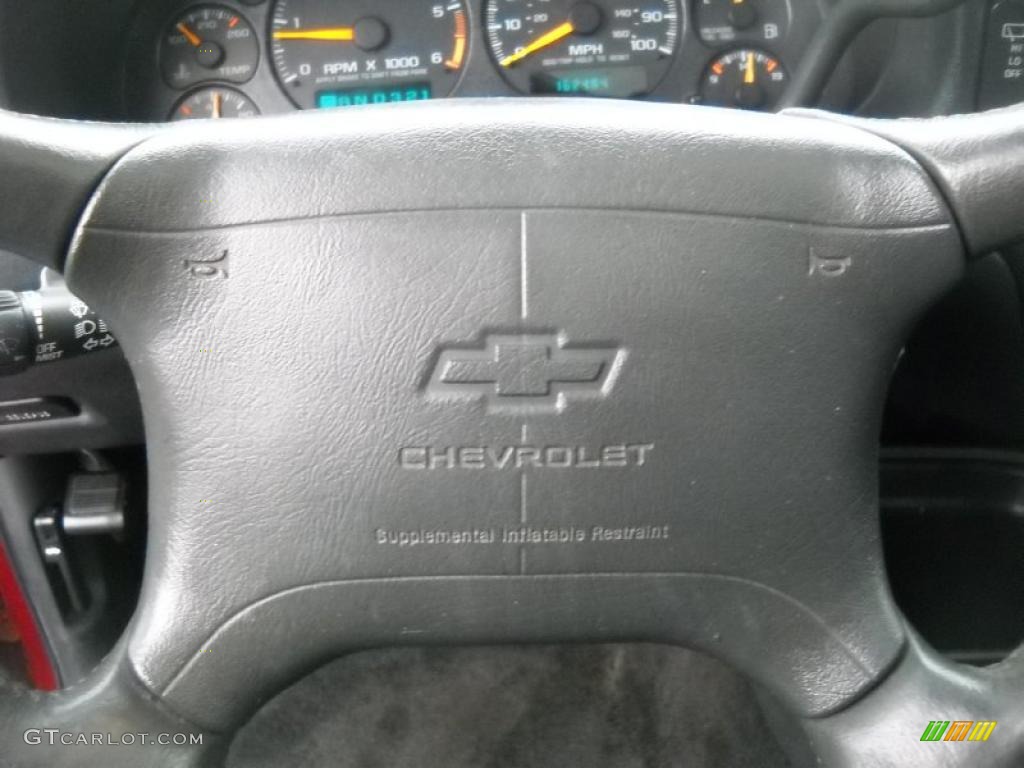 1998 Blazer LS 4x4 - Apple Red / Graphite photo #19
