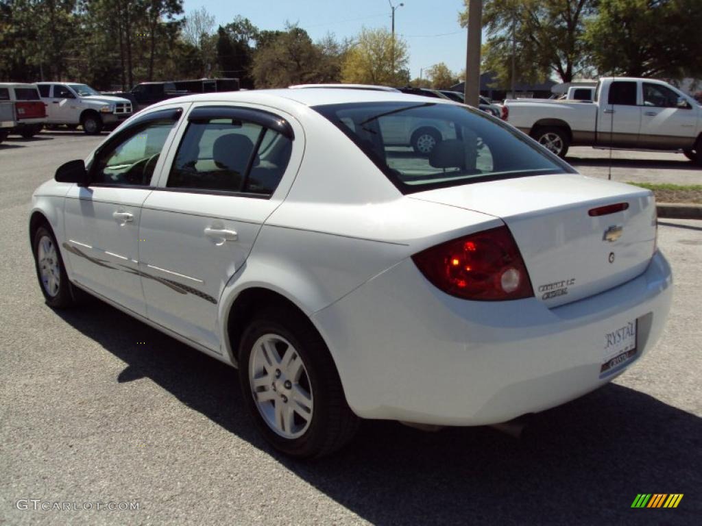 2005 Cobalt LS Sedan - Summit White / Neutral Beige photo #3