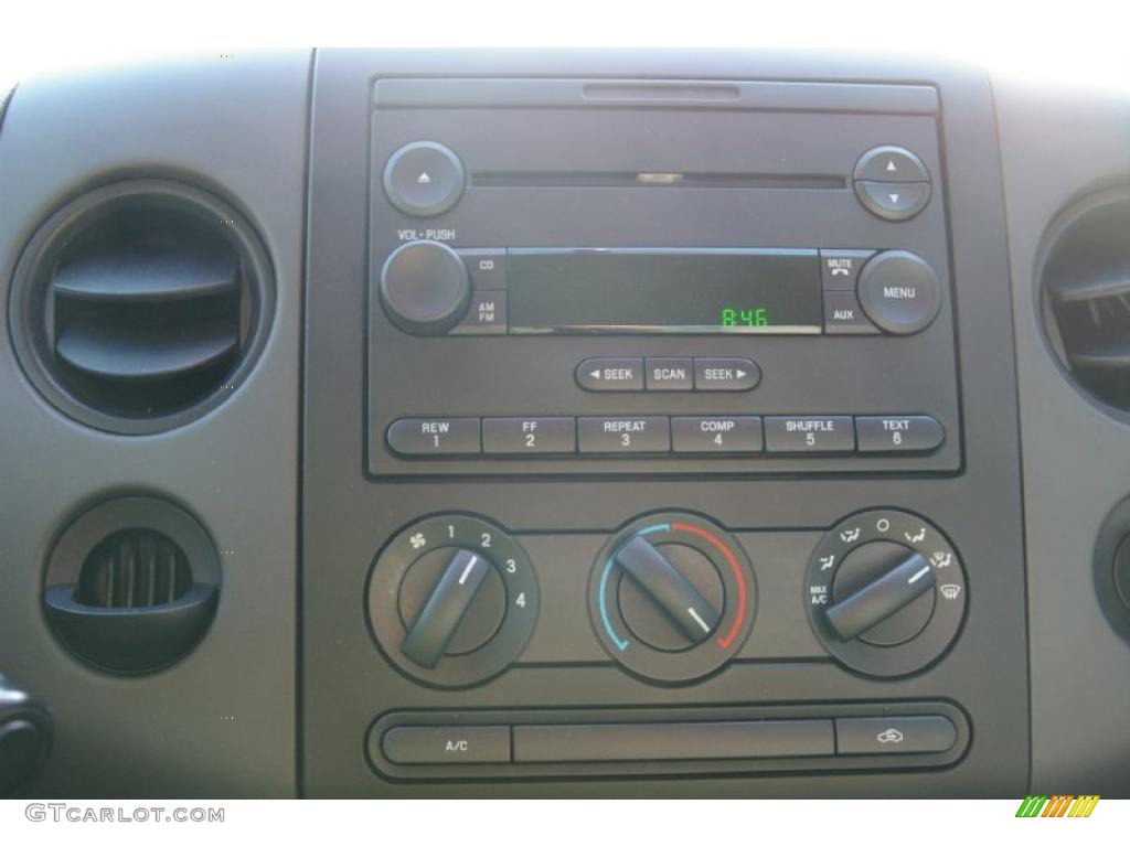 2006 F150 STX SuperCab 4x4 - Black / Medium/Dark Flint photo #7
