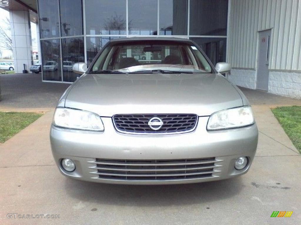 2003 Sentra GXE - Molten Silver / Stone Gray photo #2